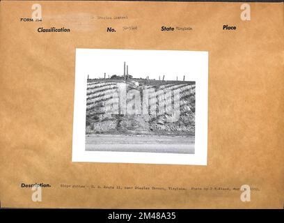 Slope Rutsche, USA Route 11 in der Nähe von Steeles Tavern, Virginia. Originalunterschrift: Schrägrinne - USA Route 11 bei Steeles Tavern, Virginia, Foto von T. W. Kines, 21. August 1950. Bundesstaat Virginia. Ort: Blue Ridge Parkway. Stockfoto