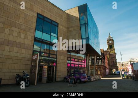 Das Quad Cinema and Art Gallery auf dem Marktplatz in Derby UK Stockfoto