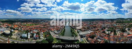 Panoramablick über die historische Altstadt von Bamberg zwischen dem Fluss Regnitz und dem Main. Bamberg, Oberfrankreich, Bayern, Deutschland Stockfoto