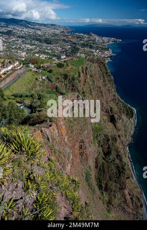 Vom Glasboden-Skywalk aus gesehen, Cabo Girao, Funchal, Madeira Island, Portugal Stockfoto