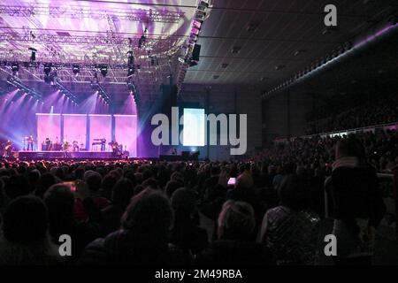 Padua, Italien. 15.. Dezember 2022. Simply Red während der Simply Red - Blue Eye Soul Tour 2022, Musikkonzert in Padua, Italien, Dezember 15 2022 Kredit: Independent Photo Agency/Alamy Live News Stockfoto