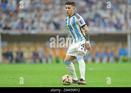 Lusail Ikonisches Stadion, Lusail, Katar. 18.. Dezember 2022. FIFA Fußballweltmeisterschaft Argentinien gegen Frankreich; Enzo Fernández von Argentinien Credit: Action Plus Sports/Alamy Live News Stockfoto