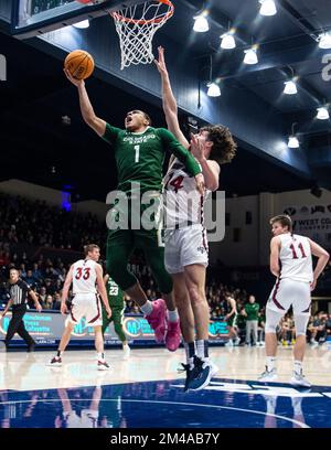 Dezember 18 2022 Moraga, CA USA Der Colorado State Guard John Tonje (1) fährt während des NCAA Männer Basketballspiels zwischen Colorado State Rams und den Saint Mary's Gaels zum Basketball. Colorado State schlägt Saint Mary's 62-60 im University Credit Union Pavilion Moraga Calif Thurman James/CSM Stockfoto