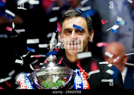 Aktenfoto vom 02-05-2022 von Ronnie O'Sullivan aus England. Der englische Star Beth Mead führt die sechs Nominierten für den BBC Sports Personality of the Year Award an. Der Arsenal Forward gewann den Goldenen Stiefel als bester Torschütze und wurde zum Spieler des Turniers während des englischen Sieges der Euro 2022 im Sommer ernannt. Mead wird von dem englischen Cricket-Kapitän Ben Stokes, dem Snooker-Star Ronnie O'Sullivan, der Turnerin Jessica Gadirova, dem Curler Eve Muirhead und dem Läufer Jake Wightman in die engere Auswahl gestellt. Ausgabedatum: Montag, 20. Dezember 2022. Stockfoto