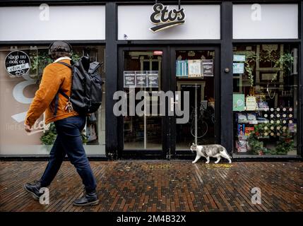 UTRECHT - eine geschlossene Apotheke der Etos im Stadtzentrum von Utrecht. Die Mitarbeiter der Drogerie wollen, dass ihre Löhne strukturell entsprechend den Preisen in den Geschäften steigen. ANP ROBIN VAN LONKHUISEN niederlande raus - belgien raus Stockfoto