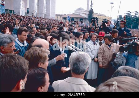 Albanischer Politikerpräsident Sali Berisha, Vorsitzender der Demokratischen Partei, Tirana, Albanien 1992 Stockfoto