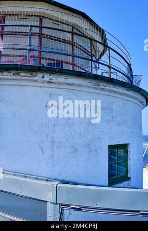 Unterwegs auf den Ertholmen-Inseln, Leuchtturm im Großen Turm (Store Tårn) auf Christiansö, Ertholmene, Dänemark, Skandinavien, Europa. Stockfoto