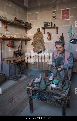 Anatolisches traditionelles Kunsthandwerk im Stadtteil Battalgazi der Provinz Malatya, Ostanatolien der Türkei Stockfoto