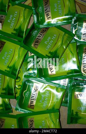 Delhi, Indien - Twinings Green Tea Cranberry, Teebeutel Stockfoto