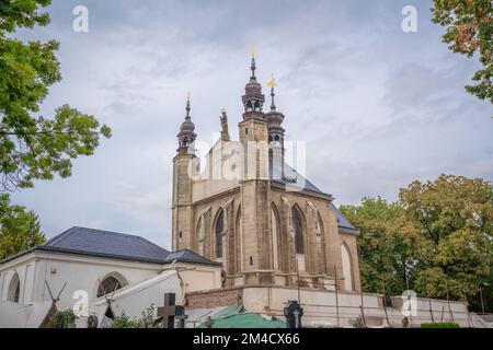 Friedhofskirche Allerheiligen und Sedlec-Ossarium-Kapelle - Kutna Hora, Tschechische Republik Stockfoto
