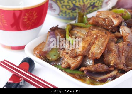 Chinesische Spezialität - zweimal gekochtes Schweinefleisch Stockfoto