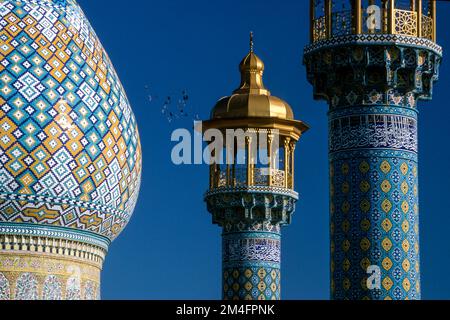 Detail von Shah Cheragh Heiligtum. Stockfoto