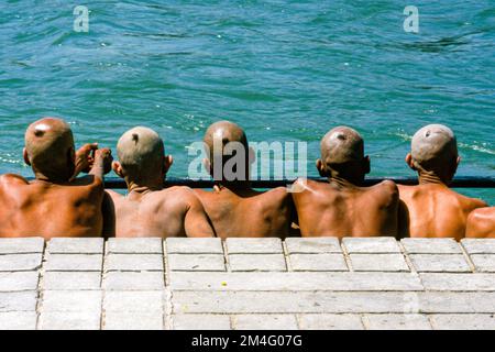 Einleitung - Spatenstich für ein neues sadhus nur während Kumbha Mela nehmen Stockfoto