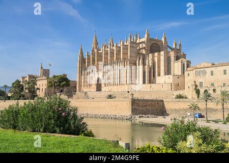 Südostansicht der Kathedrale, Catedral de Palma de Mallorca, Palma, Mallorca, Spanien Stockfoto