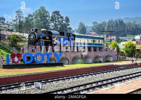 Bahnhof, Ooty, Udhagamandalam, Tamil Nadu, Indien Stockfoto