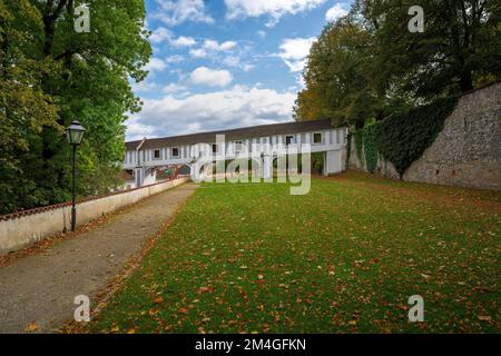 Verbindungskorridor zur Burg Cesky Krumlov - Cesky Krumlov, Tschechische Republik Stockfoto