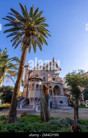 Villino Florio ist eine private Residenz, entworfen im eklektischen Jugendstil (Liberty) von Ernesto Basile, und befindet sich auf der Viale Regina Margherita #3 Stockfoto