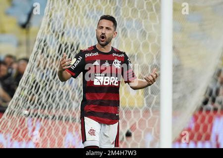 Rio de Janeiro, Brasilien, 19. Oktober 2022. Fußballspieler Everton Ribeiro vom flamengo-Team, während des Spiels Flamengo x Corinthians, für den letzten Cup o Stockfoto