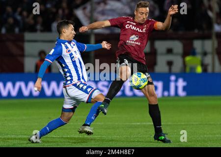 Oreste Granillo Stadium, Reggio Calabria, Italien, 17. Dezember 2022, Cionek Thiago Reggina drehte während Reggina 1914 gegen SSC Bari - Italienischer Fußball Ser Stockfoto