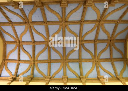Blick auf die Kirby Hall, ein elisabethanisches Landhaus in der Nähe von Gretton, Northamptonshire, England Stockfoto