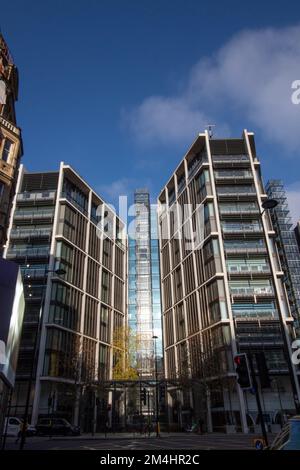 One Hyde Park, ein großer Wohn- und Einzelhandelskomplex in Knightsbridge, London, Großbritannien Stockfoto