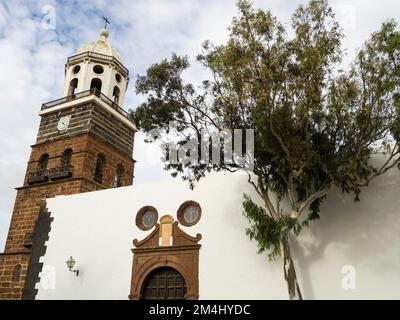 Kirche Nuestra Senora de la Guadalupe, Plaza de la Constitucion, Tahiche, Lanzarote, Kanarische Inseln, Spanien, Europa Stockfoto