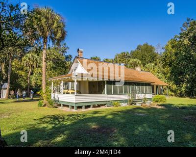 Haus im Marjorie Kinnan Rawlings Historic State Park ein authentisches Anwesen in Florida Cracker in Cross Creek Florida USA Stockfoto