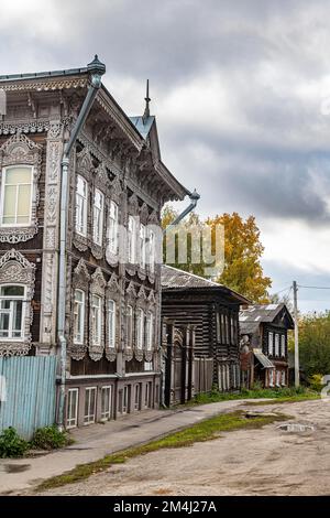 Alte Holzhäuser, Tomsk, Oblast Tomsk, Russland Stockfoto