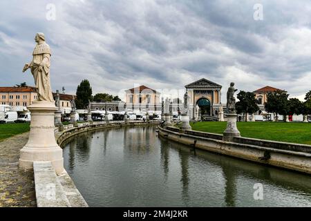 Prato della Valle, UNESCO-Weltkulturerbe Padua, Italien Stockfoto
