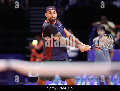 Dubai, VAE, 21.. Dezember 2022. Australischer Tennisspieler Nick Kyrgios in Aktion bei der Veranstaltung der World Tennis League in Dubai am Mittwoch, den 21. Dezember 2022 © Juergen Hasenkopf / Alamy Live News Stockfoto