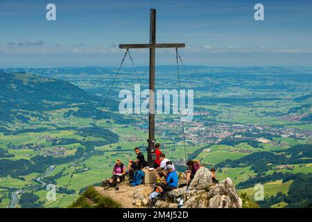 Panoramablick vom Rubihorn, 1957m, ins Illertal, Allgaeu, Bayern, Deutschland Stockfoto