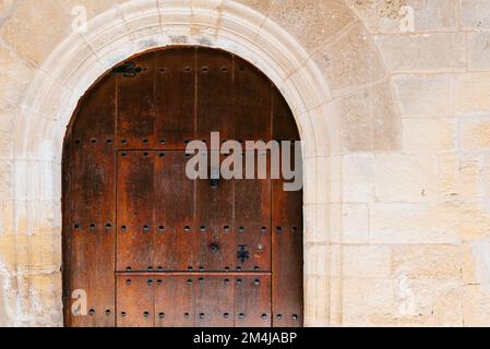 Türverkleidung eines Herrenhauses. Laguardia, Álava, Baskenland, Spanien, Europa Stockfoto