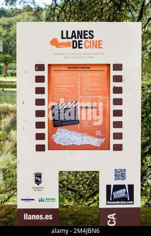 „Llanes de Cine“ ist der Name des touristischen und kulturellen Projekts, das vom Stadtrat von Llanes ins Leben gerufen wurde, um die zahlreichen natürlichen Bedingungen zu verbessern Stockfoto