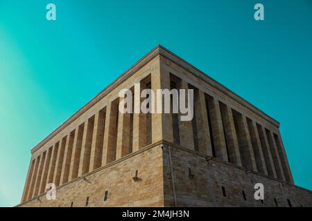 Wunderschöner Blick über den Himmel im Mausoleum von Mustafa Kemal Atatürk in ( Anıtkabir ) Ankara Turkey Stockfoto