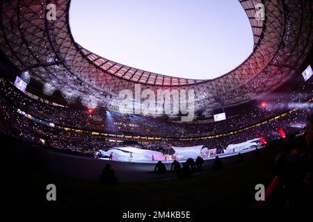 Lusail, Katar. 18.. Dezember 2022. Lusail Stadium-Fans Argentiniens während eines Spiels zwischen Argentinien und Frankreich, das für das Finale der FIFA-Weltmeisterschaft 2022 im Lusail International Stadium, AD, Katar (Marcio Machado/SPP) gilt. Guthaben: SPP Sport Press Photo. Alamy Live News Stockfoto