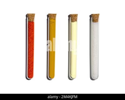 Kaliumferricyanid, organisches Curcuma-Pulver, Schwefelpulver und Di-Ammoniumphosphat im Reagenzglas mit Korkverschluss. Kosmetische chemische Inhaltsstoffe auf l Stockfoto