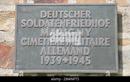 Das Schild vor dem deutschen Militärfriedhof in Marigny, Saint-Lo, Normandie, Frankreich, Europa Stockfoto