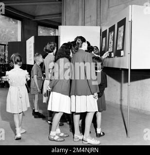 Kunstwettbewerb Für Kinder. Fotos von Marshall-Plan-Programmen, Ausstellungen und Personal Stockfoto