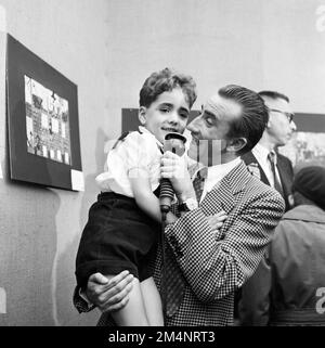 Kunstwettbewerb Für Kinder. Fotos von Marshall-Plan-Programmen, Ausstellungen und Personal Stockfoto