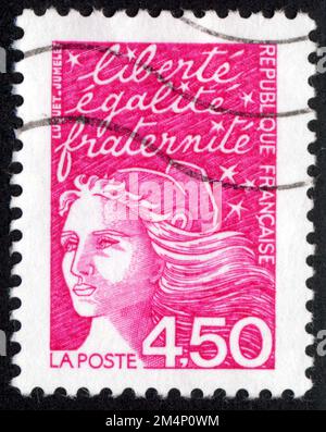 TIMBRE OBLITERE ROUGE LIBERTÉ ÉGALITÉ FRATERNITÉ. RÉPUBLIQUE FRANCAISE. LA POSTE. 4,50 Stockfoto