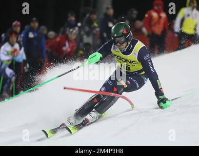 Unsere Lady Von Campiglio, Italien. 22. Dezember 2022. Sport Sci Madonna di Campiglio, Men's Night Slalom, Stefano Gross, 22. Dezember 2022. Ph Felice Calabro'/Fotogramma Nur Redaktionelle Verwendung Kredit: Independent Photo Agency/Alamy Live News Stockfoto