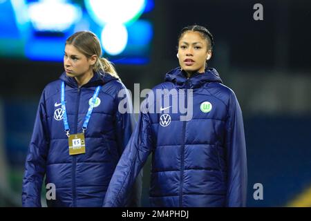 Sveindis Jonsdottir (Wolfsburg) vor dem Spiel der UEFA Womens Champions League-Gruppe SKN St Polten gegen VfL Wolfsburg in der NV Arena St Polten (Tom Seiss/SPP) Kredit: SPP Sport Press Photo. Alamy Live News Stockfoto