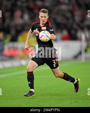 Paul Jaeckel (03) 1. FC Union Berlin FCU auf dem Ball, Mercedes-Benz Arena, Stuttgart, Baden-Württemberg, Deutschland Stockfoto