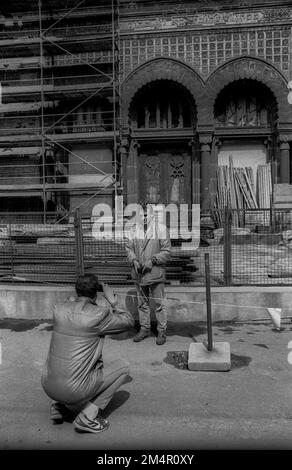 DDR, Berlin, 24. 04. 1989, Touristenfoto, Baustelle Neue Synagoge Stockfoto