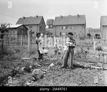 Arbeit - Force Ouvriere Arbeiter zu Hause. Fotos von Marshall-Plan-Programmen, Ausstellungen und Personal Stockfoto