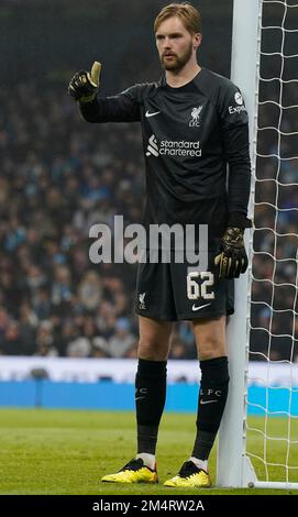 Manchester, England, 22. Dezember 2022. Caoimhin Kelleher von Liverpool während des Carabao-Cup-Spiels im Etihad Stadium, Manchester. Das Bild sollte lauten: Andrew Yates/Sportimage Stockfoto