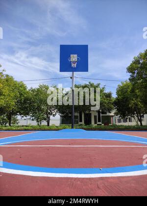 Basketballring aus drei Blickwinkeln gesehen Stockfoto