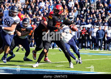 Der Quarterback von Ferris State Bulldogs Mylik Mitchell (0) kehrt im ersten Quartal der NCAA Division II National Championship College zurück Stockfoto