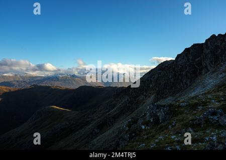 Der Blick nach Südwesten von Ben Killilan, Kyle, Schottland. Stockfoto