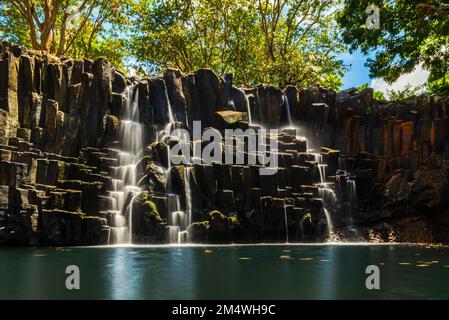 Rochester Falls Wasserfall in Souillac Mauritius. Wasserfall im Dschungel der tropischen Insel Mauritius. Stockfoto